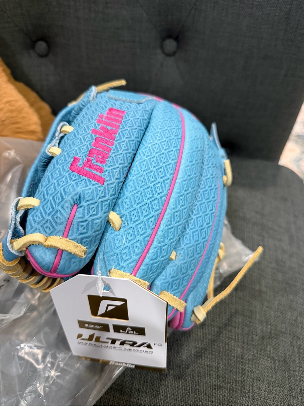 Franklin Women's Blue and Pink Softball Glove